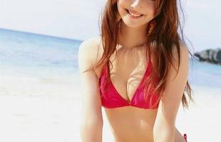 A ex-atriz porn Ameri Ichinose, namorada do japons Shinji Kagawa