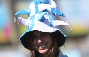 Belas mulheres assistem ao confronto entre Argentina e Ir�, pelo Grupo G da Copa do Mundo