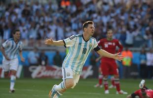 Lionel Messi marca belo gol aos 45 minutos do segundo tempo e garante vitria da Argentina contra Ir, no Mineiro, por 1 a 0