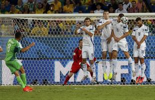 Confira as imagens do confronto entre Nigria e Bsnia na Copa do Mundo