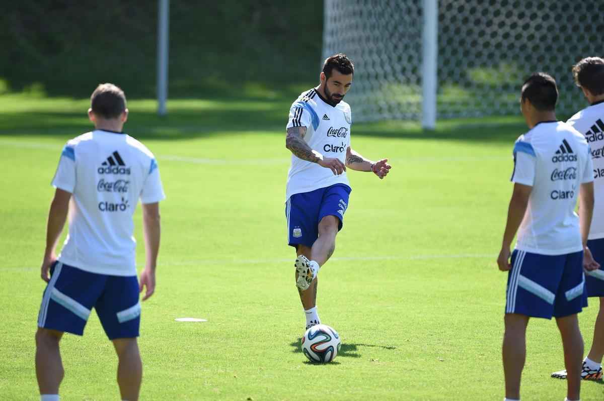 Treinador Alejandro Sabella comandou treinamento para os jogadores reservas