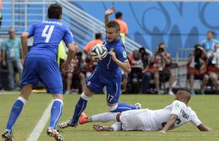 Em Natal, Uruguai encara a Itlia pela rodada final do Grupo D da Copa do Mundo