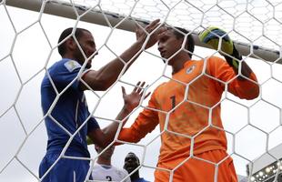 Em Natal, Uruguai encara a Itlia pela rodada final do Grupo D da Copa do Mundo