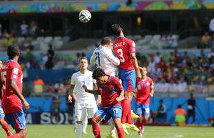 Imagens do duelo no Mineiro, em Belo Horizonte, entre Costa Rica e Inglaterra pelo Grupo D da Copa