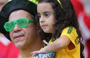 Imagens de torcedores no Mineiro na partida pelo Grupo D da Copa entre Costa Rica e Inglaterra