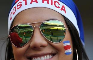 Imagens de torcedores no Mineiro na partida pelo Grupo D da Copa entre Costa Rica e Inglaterra