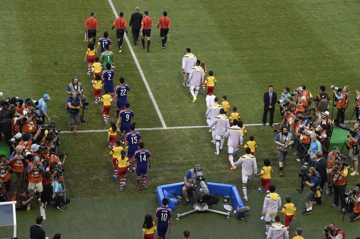 Imagens do jogo entre Japo e Colmbia, em Cuiab, pelo Grupo C da Copa do Mundo