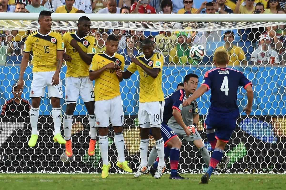 Imagens do jogo entre Japo e Colmbia, em Cuiab, pelo Grupo C da Copa do Mundo