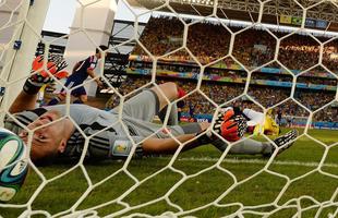 Imagens do jogo entre Japo e Colmbia, em Cuiab, pelo Grupo C da Copa do Mundo