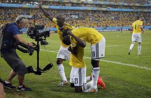 Imagens do jogo entre Japo e Colmbia, em Cuiab, pelo Grupo C da Copa do Mundo