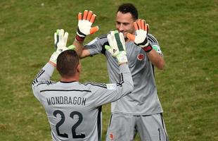 Goleiro colombiano Mondragn substituiu David Ospina aos 38 minutos do segundo tempo e, diante do Japo, tornou-se o jogador mais velho a disputar uma partida de Copa do Mundo