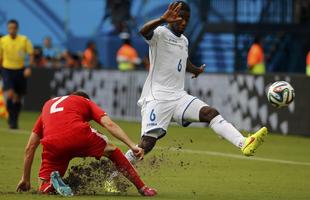 Imagens da partida entre Honduras e Sua pelo Grupo E da Copa do Mundo