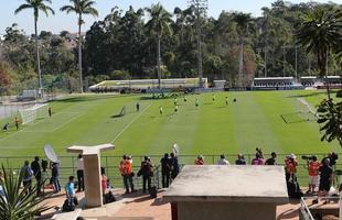 Jogadores da Seleo Brasileira fizeram a primeira atividade na capital mineira; Brasil e Chile se enfrentam pelas oitavas de final da Copa do Mundo