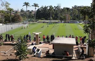 Jogadores da Seleo Brasileira fizeram a primeira atividade na capital mineira; Brasil e Chile se enfrentam pelas oitavas de final da Copa do Mundo