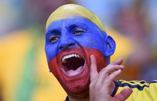 Imagens dos torcedores no jogo entre Colmbia e Uruguai