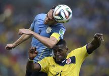 No Maracan, colombianos e uruguaios decidem uma vaga nas quartas de final na Copa do Mundo
