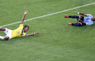 Fotos do jogo entre Colmbia e Uruguai