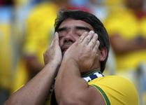 Torcedores ficaram apreensivos com jogo difcil em que vitria brasileira s veio nos pnaltis