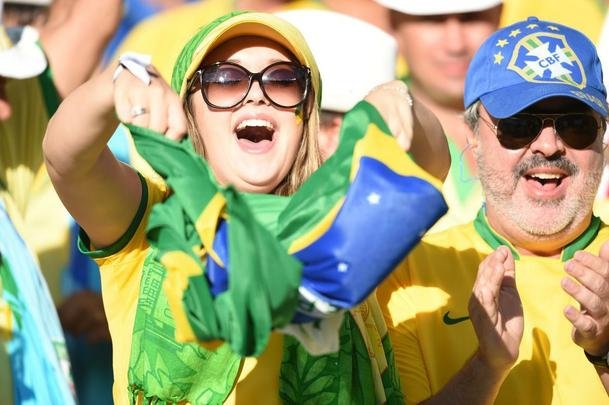 Torcedores ficaram apreensivos com jogo difcil que s foi decidido no pnaltis