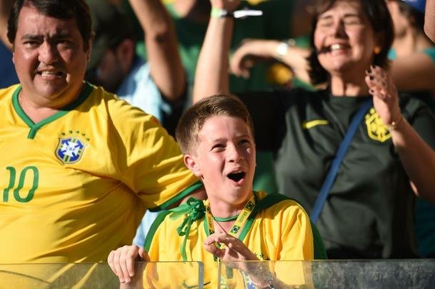 Torcedores ficaram apreensivos com jogo difcil que s foi decidido no pnaltis