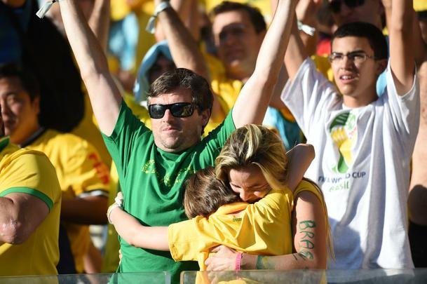 Torcedores ficaram apreensivos com jogo difcil que s foi decidido no pnaltis