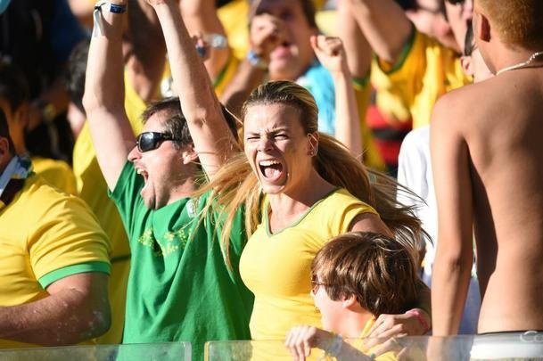 Torcedores ficaram apreensivos com jogo difcil que s foi decidido no pnaltis