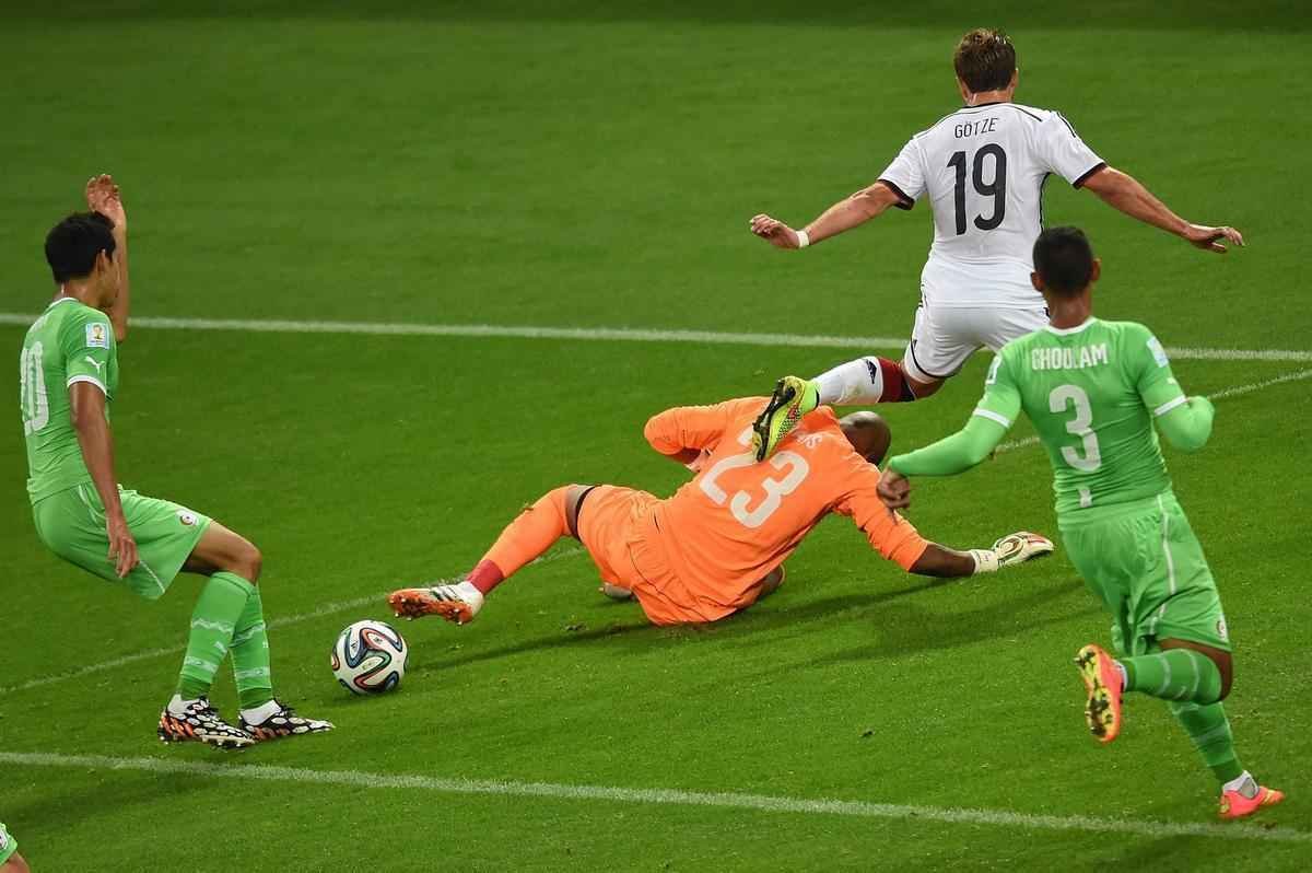 Imagens do confronto entre Alemanha e Arglia, em jogo vlido pelas oitavas de final da Copa do Mundo, no Beira Rio, no Rio Grande do Sul