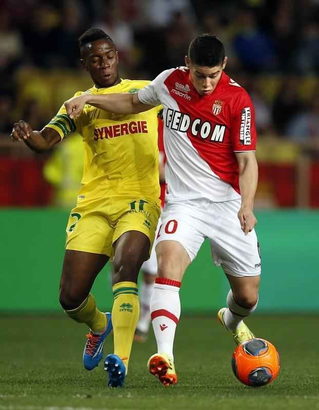 O Monaco contratou James por 45 milhes de euros. Na primeira temporada, o meia-atacante j somou 10 gols e 13 assistncias em 38 jogos