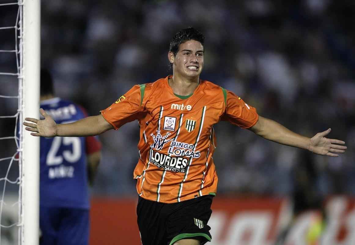 Pelo Banfield, James Rodrguez conquistou o Torneio Apertura, em 2009