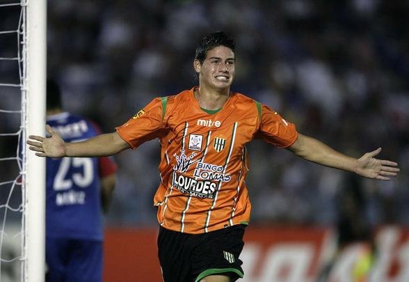 Pelo Banfield, James Rodrguez conquistou o Torneio Apertura, em 2009