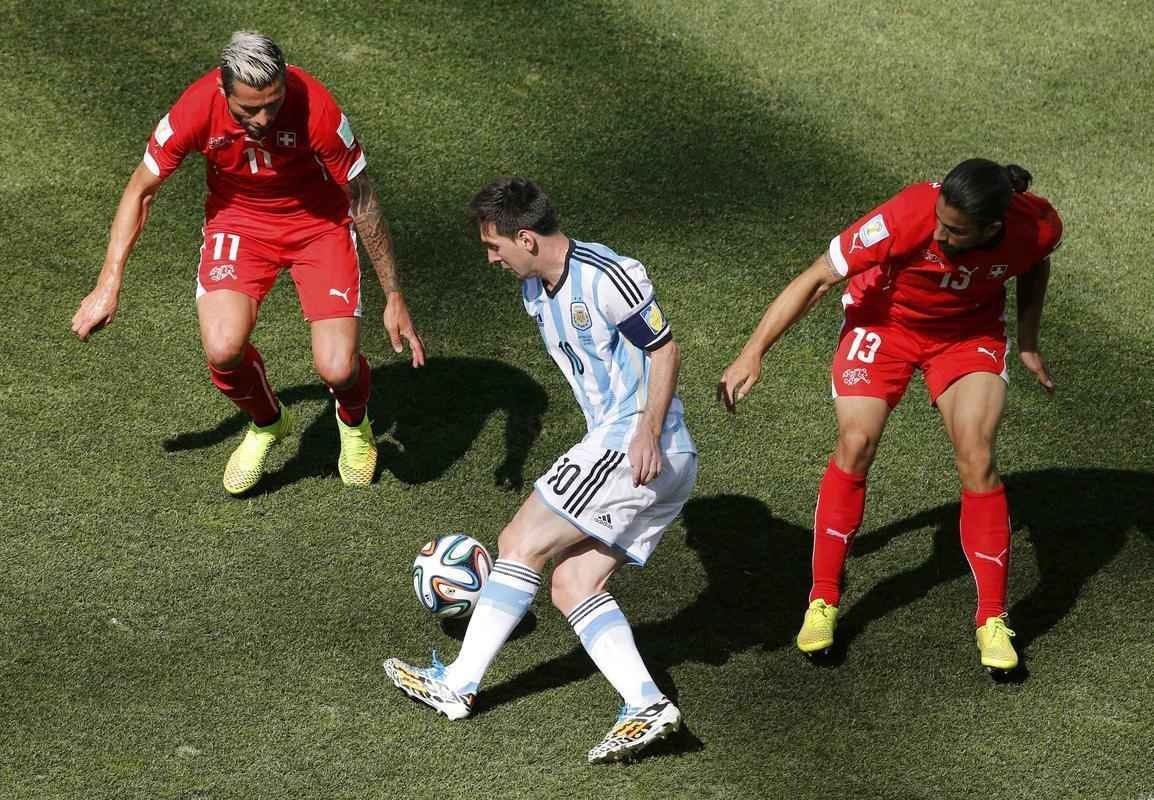 Fotos do jogo entre Argentina e Sua