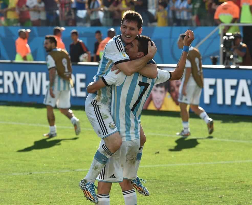 Fotos do jogo entre Argentina e Sua
