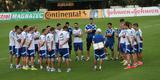 Comandados por Alejandro Sabella, os jogadores da Seleo Argentina voltaram aos treinos nesta quarta-feira, na Cidade do Galo, em Vespasiano