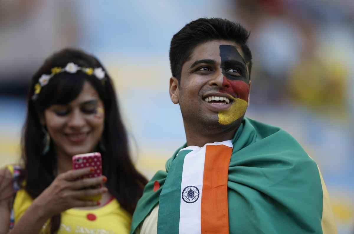 Torcedores de Frana e Alemanha acompanham quartas de final da Copa do Mundo, no Maracan