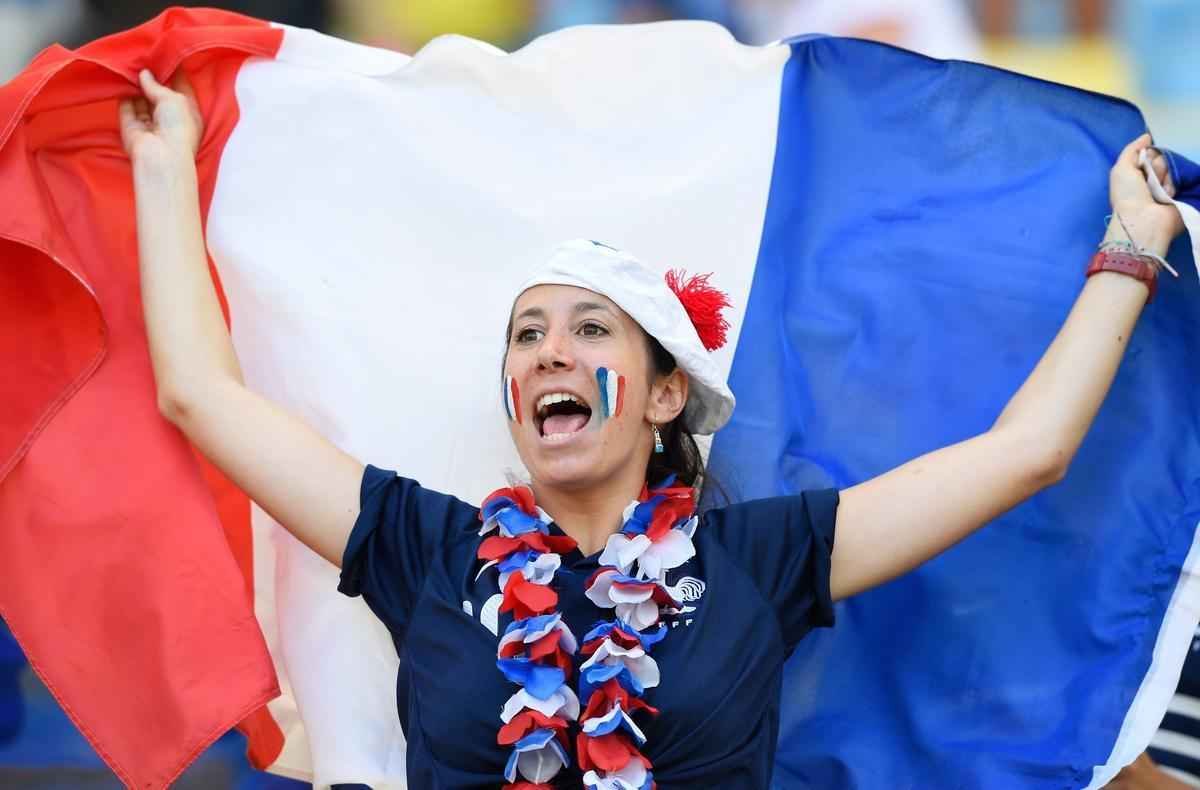 Torcedores de Frana e Alemanha acompanham quartas de final da Copa do Mundo, no Maracan