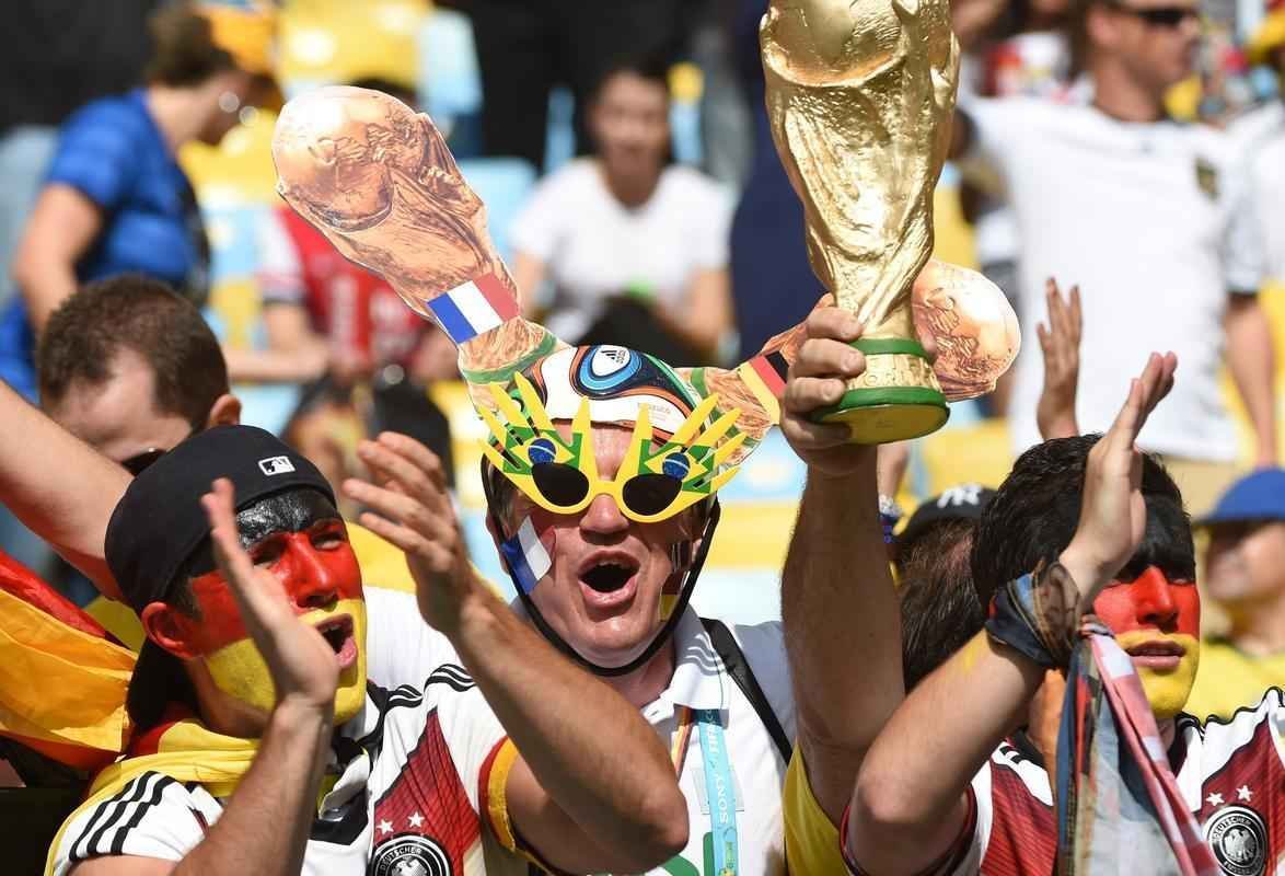 Torcedores de Frana e Alemanha acompanham quartas de final da Copa do Mundo, no Maracan