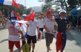 Torcedores de todas as nacionalidades na chegada ao Maracan