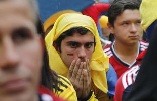 Os colombianos compareceram s ruas de Bogot para torcer pela equipe no confronto contra o Brasil, pelas quartas de final da Copa do Mundo. O resultado, porm, no foi o esperado: 2 a 1 a favor os anfitries. Apesar da eliminao, a Colmbia registrou sua melhor campanha na histria do Mundial.