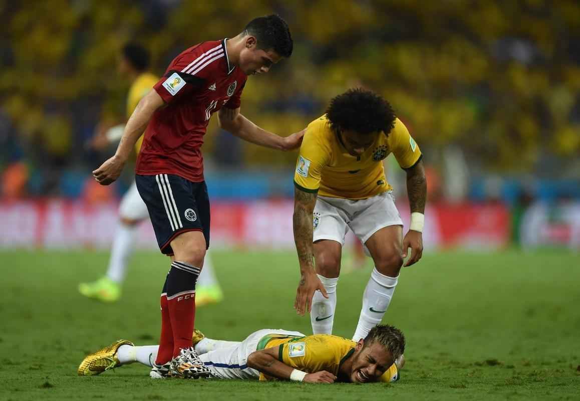 Lateral-direito colombiano acertou Neymar e colocou fim  Copa do Mundo para o brasileiro