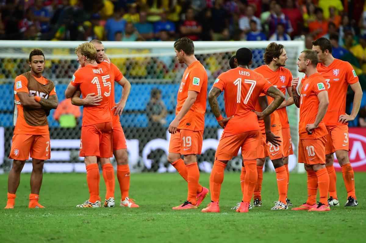 Depois de empate sem gols no tempo normal e na prorrogao, Holanda venceu por 4 a 3 nos pnaltis