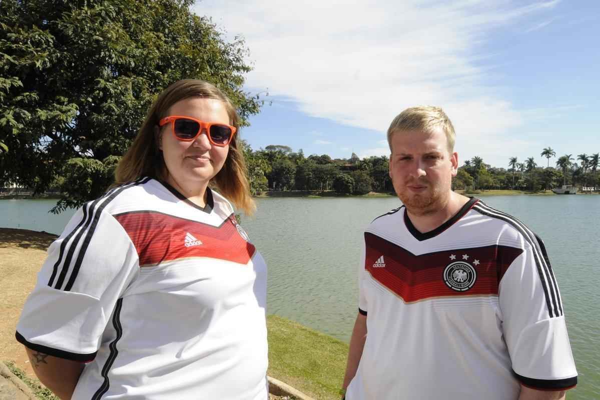 Na Pampulha, torcedores se preparam para acompanhar o confronto entre Brasil e Alemanha
