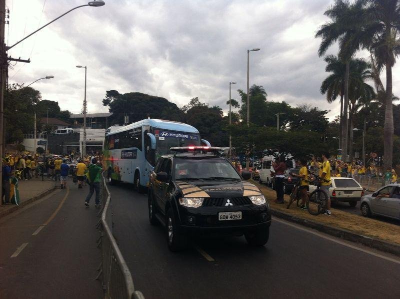 Seleo da Alemanha chega ao Mineiro, palco da disputa que vale vaga para a final da Copa 
