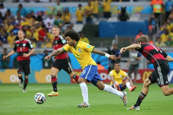 Fotos da partida entre Brasil e Alemanha no Mineiro