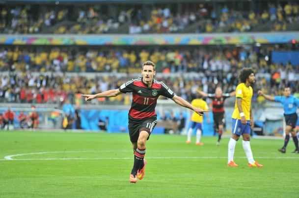 Fotos da partida entre Brasil e Alemanha no Mineiro