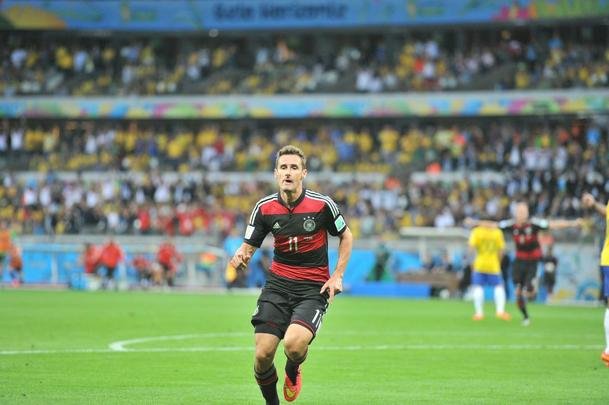 Fotos da partida entre Brasil e Alemanha no Mineiro