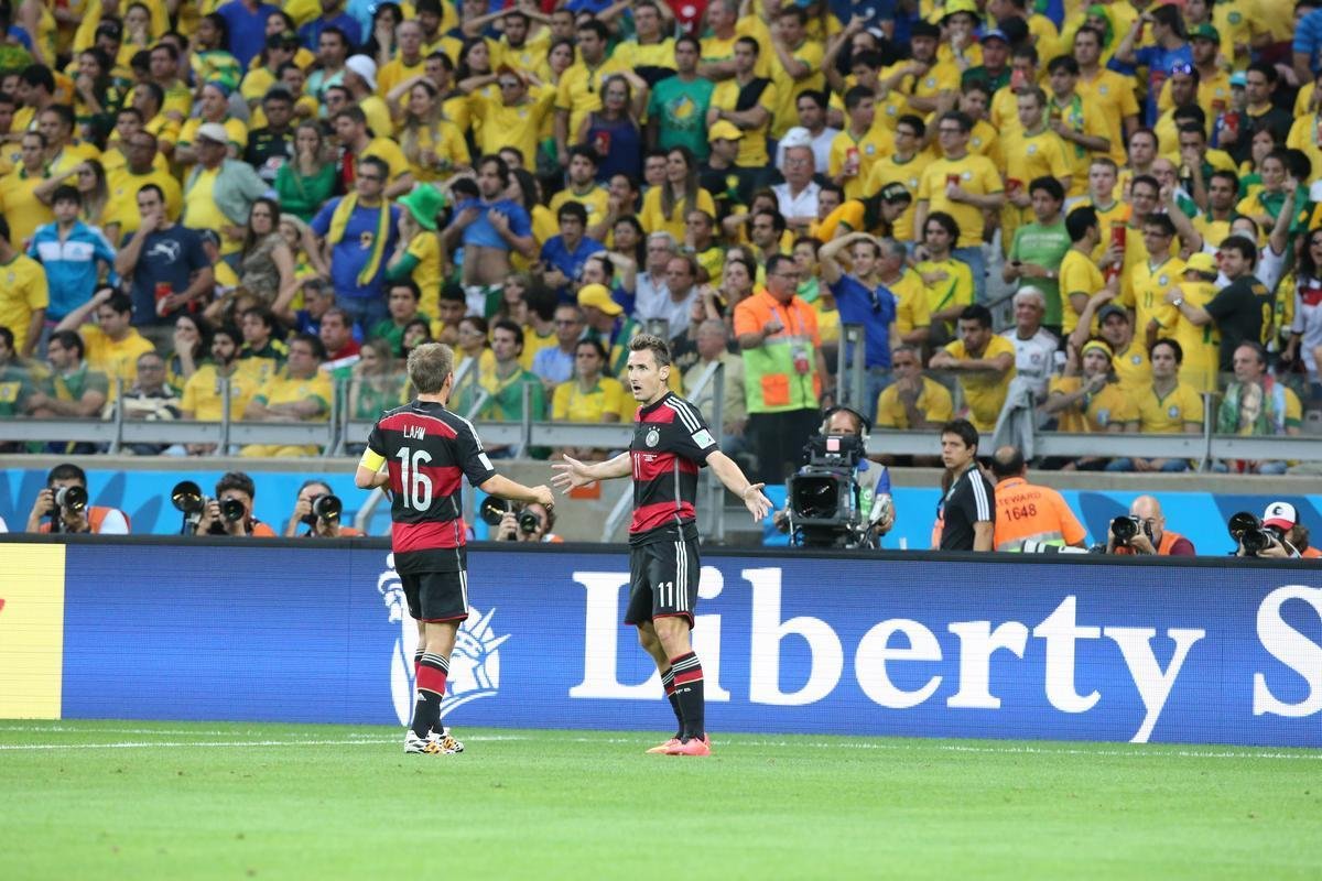 Fotos da partida entre Brasil e Alemanha no Mineiro