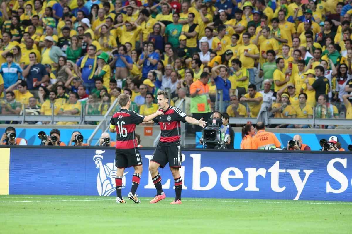 Fotos da partida entre Brasil e Alemanha no Mineiro