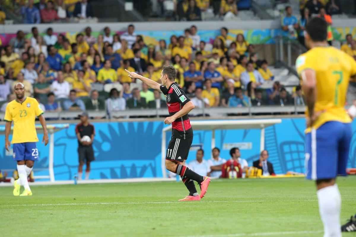 Fotos da partida entre Brasil e Alemanha no Mineiro