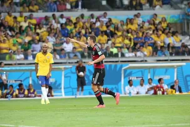 Fotos da partida entre Brasil e Alemanha no Mineiro