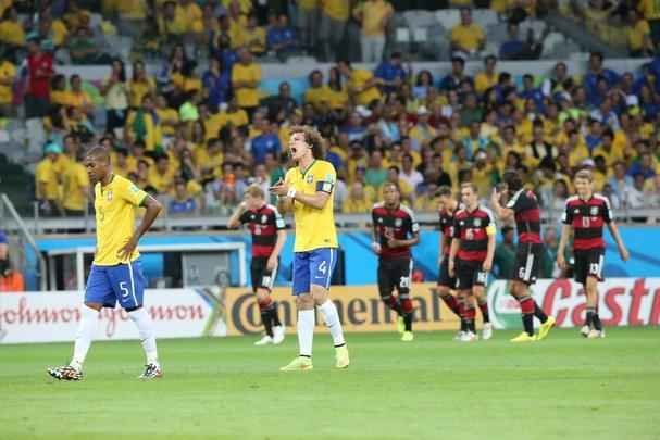 Fotos da partida entre Brasil e Alemanha no Mineiro